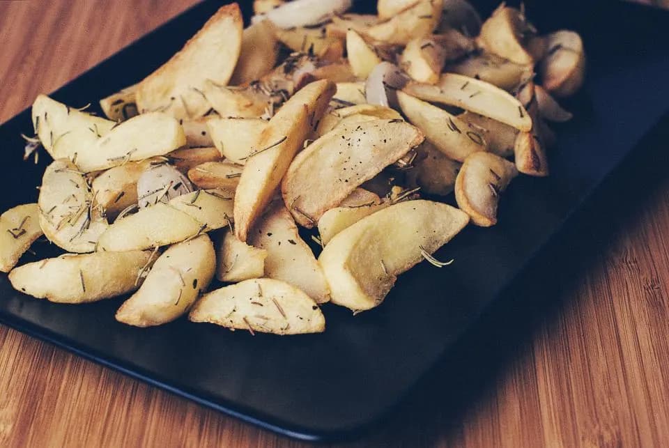 Roasted potato wedges